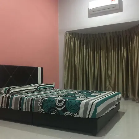 Alish Homestay Tasik Raban Kampong Kuala Chegar Exterior photo